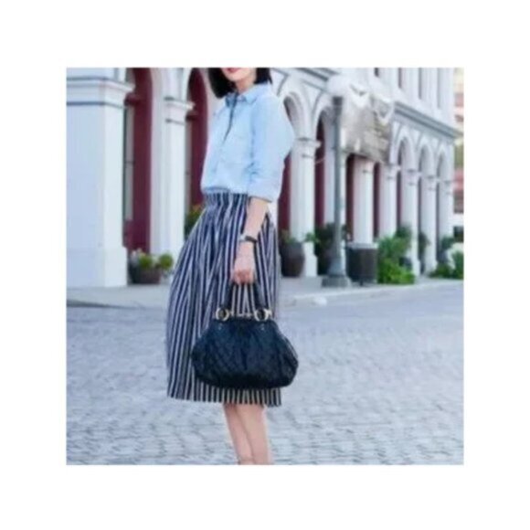 J. Crew Mercantile Pleated Skirt Striped Navy & White with side pockets Size 8 - Picture 1 of 4